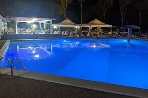 Pool - Arcomagno Sea View Flat with sunroof (San nicola aricella)