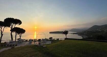 Arcomagno Sea View Flat with sunroof