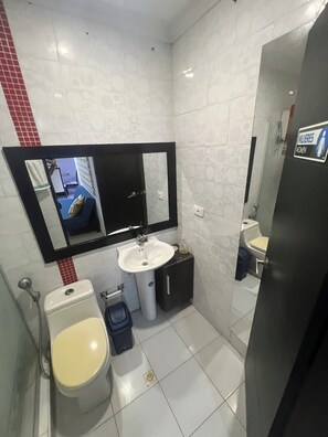 Chalet | Bathroom - Casa Villa Carolina 5 min Puerta de Oro (Barranquilla)