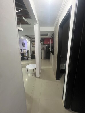 Chalet | Living area | Flat-screen TV - Casa Villa Carolina 5 min Puerta de Oro (Barranquilla)