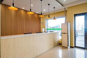 Lobby - Haitian Hotel (Zhoushan Shenjia Branch) (Zhoushan)