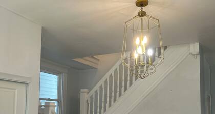 Remodeled spacious 4-bedroom house in very popular Houston, PA with central AC