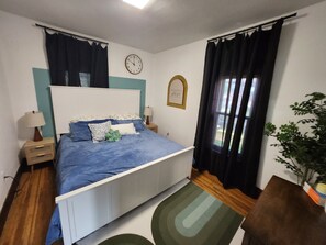 3 bedrooms, iron/ironing board, travel cot, free WiFi