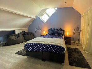 3 bedrooms, iron/ironing board, WiFi, bed sheets - Heavenly vacation home near the sea (Bruinisse)