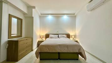 1 dormitorio, tabla de planchar con plancha, wifi gratis y ropa de cama