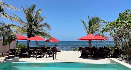 Luxury Maya Riviera Akumal Jungle Retreat 2 BR - Pool - Balcony - Gated Resort