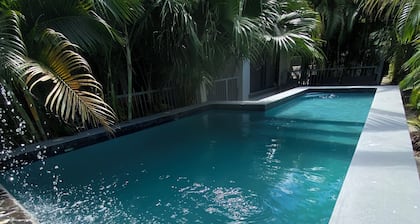 House and Guest house w/ saltwater pool. private and gated. 5 bedroom 2.5 bath