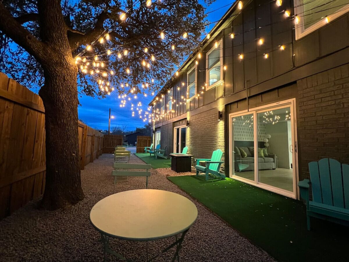 Artsy Pad by S Lamar/Soco wPatio