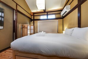 2 soverom, strykejern/-brett og internettilgang