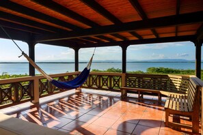 Terrace/patio - Luxury 2BR Home on the Water near Sidewalk (Placencia)