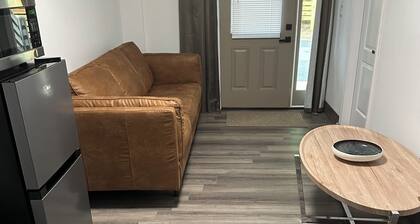 Cozy apartment in delightful Conover with AC, WiFi