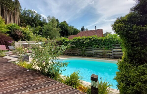 Beheizter Pool