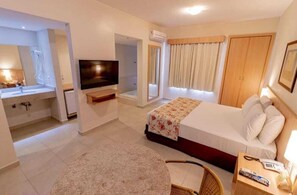 1 habitación, escritorio, wifi y ropa de cama
