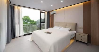 Wugong Mountain near Shuiya Residence