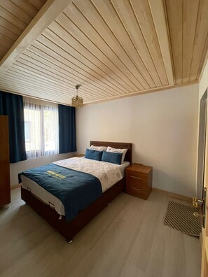 Family Condo | Premium bedding, desk, soundproofing, iron/ironing board - Nirvana Suite Hotel (Çaykara)