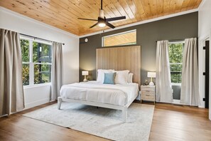 5 habitaciones, tabla de planchar con plancha y wifi gratis 