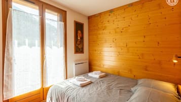 1 chambre, fer et planche à repasser, Wi-Fi gratuit