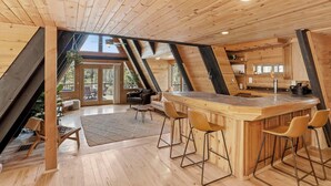 Interior - A-Frame On The Rocks. Hot Tub. Payson. Waterwheel. (Payson)