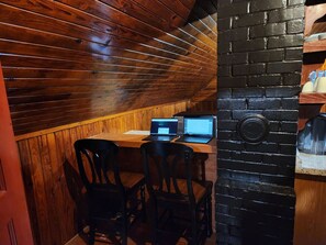 Business centre - The Cabin - 2 Br 1 Ba Apt Near Downtown (Savannah)