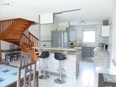 LE BRIGANTIN residence, 88m2 semi-detached villa with terrace and small garden