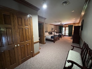 11 bedrooms, desk, iron/ironing board, travel cot