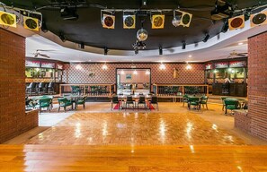 Bar (en la propiedad)
