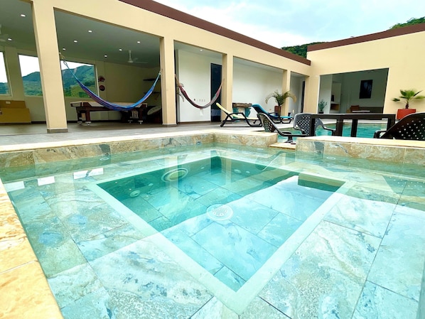 Basic Chalet | Pool | Outdoor pool - Maravillosa CASA FINCA piscina wifi tv (Villeta)