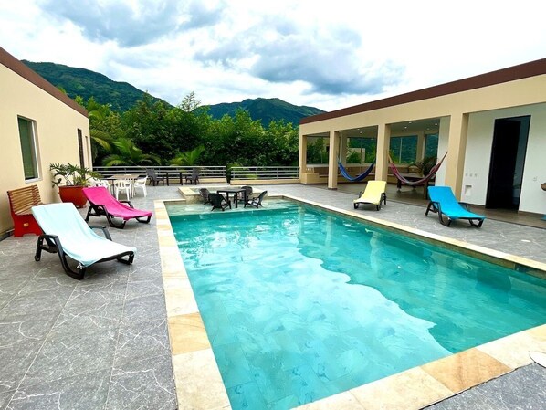 Basic Chalet | Pool | Outdoor pool - Maravillosa CASA FINCA piscina wifi tv (Villeta)