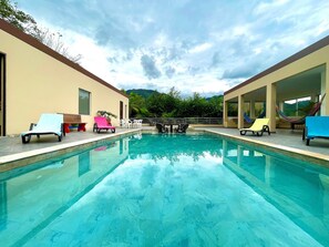 Piscina externa