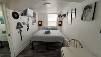 4 Schlafzimmer, Bügeleisen/Bügelbrett, WLAN, Bettwäsche