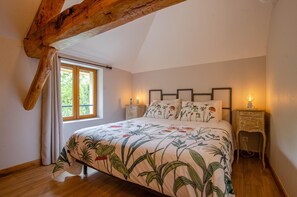 4 quartos, berço de viagem, Wi-Fi de cortesia