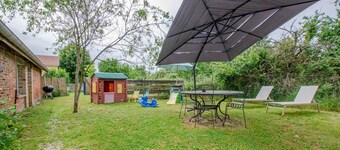 Les Volets Bleus & Les P'tits Cailloux