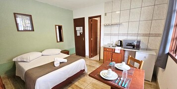 Iron/ironing board, free WiFi, bed sheets