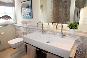 Imagen sin descripción, 5 de 30, botón