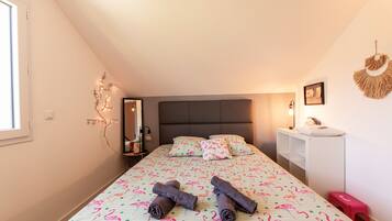 4 habitaciones, tabla de planchar con plancha y wifi gratis