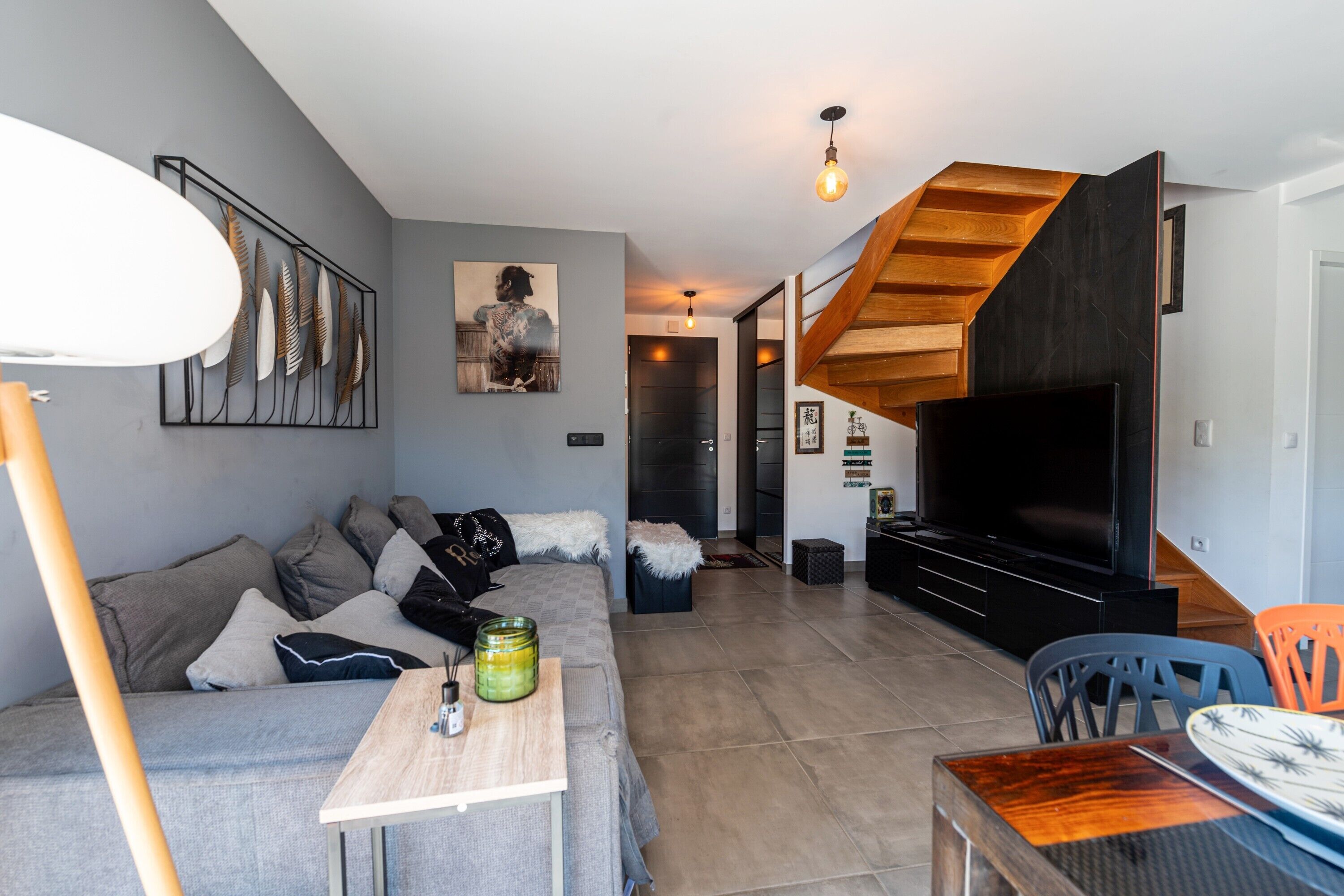 TV, DVD player, table tennis