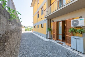 Property grounds - Apartment 'Casa Parco Dell'Elsa' with Wi-Fi and Air Conditioning (Colle di Val d'Elsa)