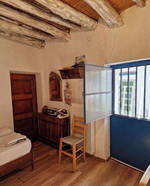 4 Schlafzimmer, Bügeleisen/Bügelbrett, WLAN, Bettwäsche