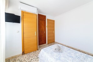 1 camera, Wi-Fi gratuito, lenzuola