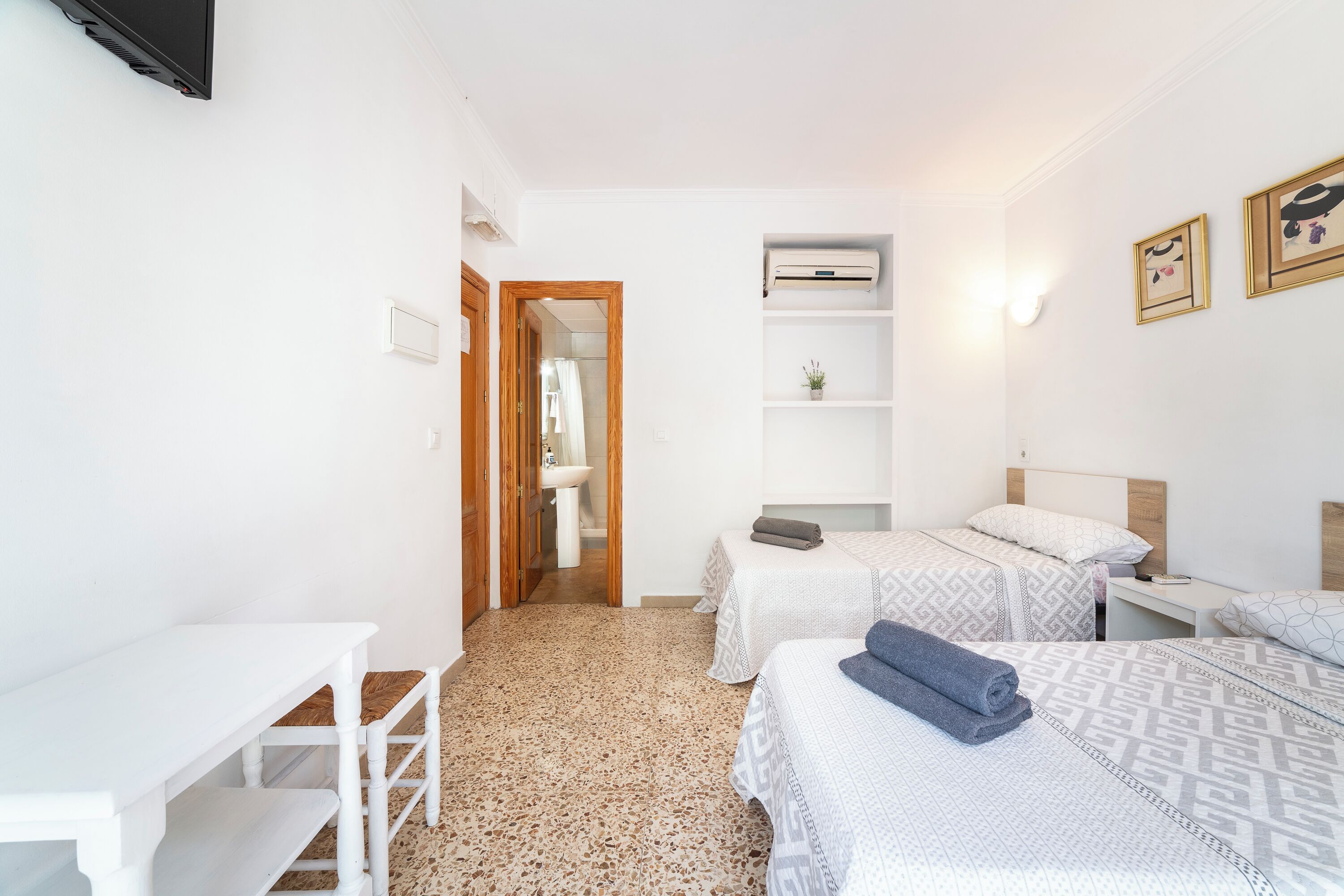 1 chambre, Wi-Fi gratuit, draps fournis