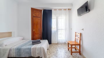 1 bedroom, free WiFi, bed sheets