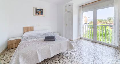 Room 'Habitación Triple 2' with Wi-Fi and Air Conditioning