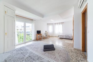 1 habitación, wifi gratis y ropa de cama