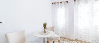 Zimmer 'Habitación Triple 2' mit Wi-Fi und Klimaanlage