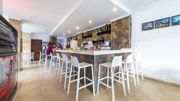 Bar (in der Unterkunft)