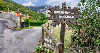 Country House 'Socastillo B' with Mountain View and Private Garden