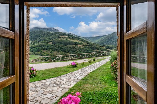 Maison de campagne "Socastillo B" avec vue sur la montagne et jardin privé