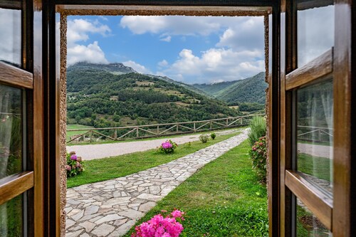 Country House 'Socastillo B' with Mountain View and Private Garden