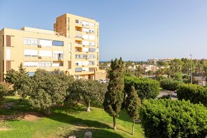 Exterior - Studio Apartment 'Estudio Almerimar' with Sea Views, Wi-Fi and Air Conditioning (Almerimar)