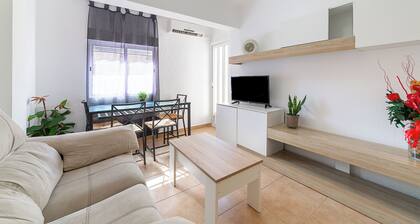 Apartment 'Piso En El Zapillo' with Sea View, Wi-Fi and Air Conditioning